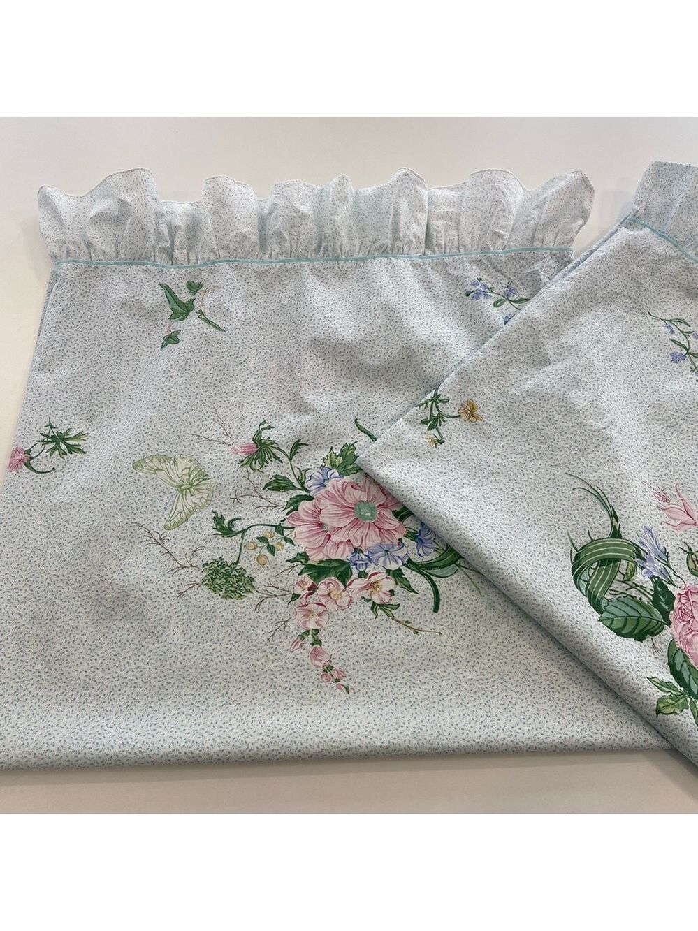Floral Vintage Atelier Martex Sybil Connolly 1985 pillow cases set Ruffled Edges